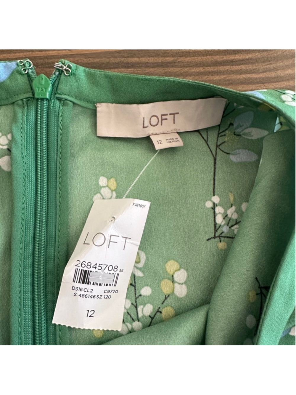 Women’s LOFT Green Floral Long Sleeve Dress Size 12 NWT - Picture 3 of 10